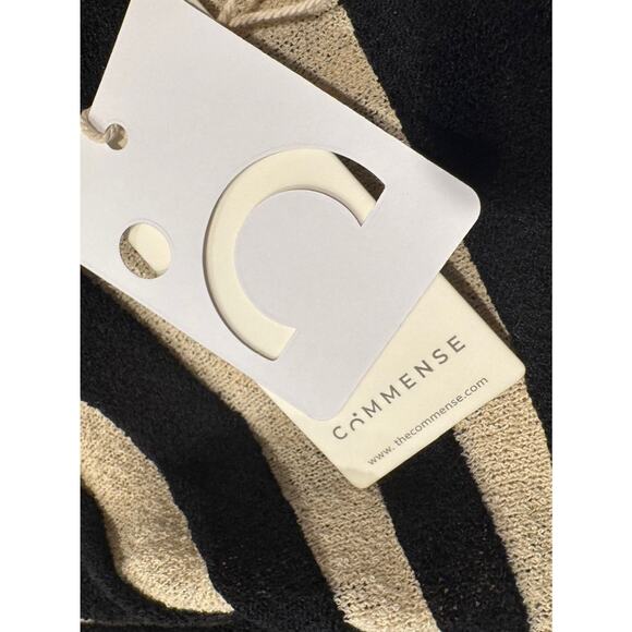 Commense Knit Button Up Top Women’s Size Medium Striped Textured Stretch Modern - Picture 7 of 8